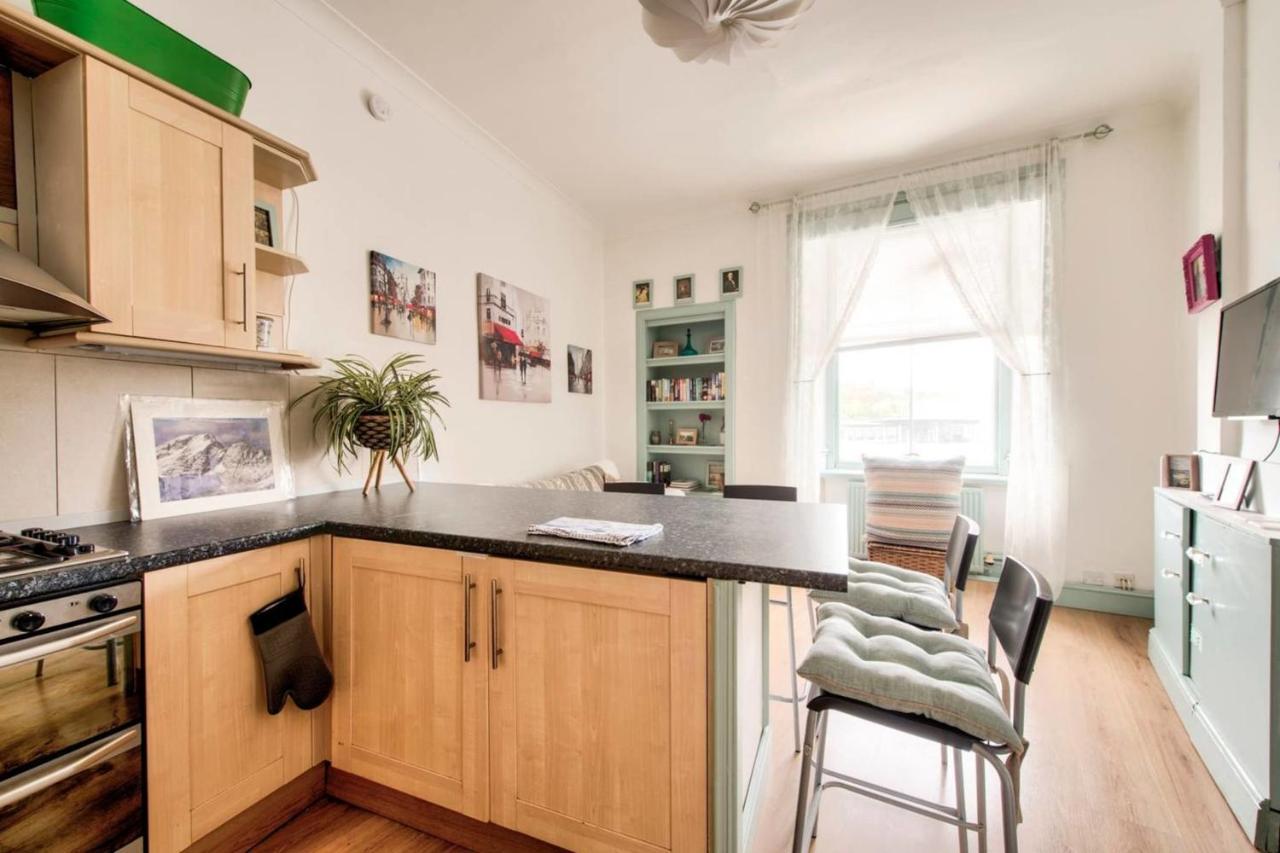 Guestready - Cosy Home 5 Minutes From Waverley! Εδιμβούργο Εξωτερικό φωτογραφία
